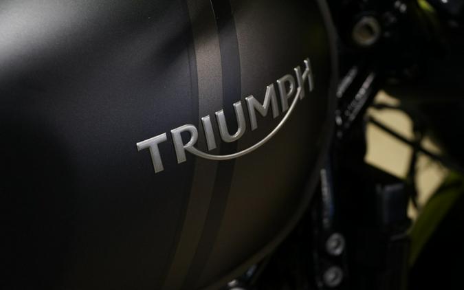 2023 Triumph Bonneville Bobber (Matte)