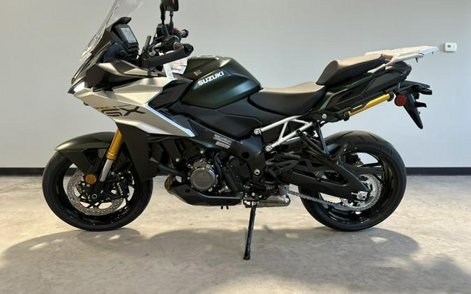 2024 Suzuki GSX-S1000GX+