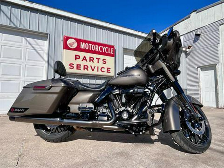 2021 Harley-Davidson CVO™ Street Glide®