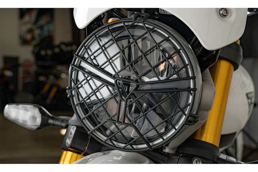 2026 Triumph Scrambler 400 XC