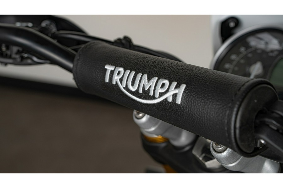 2026 Triumph Scrambler 400 XC