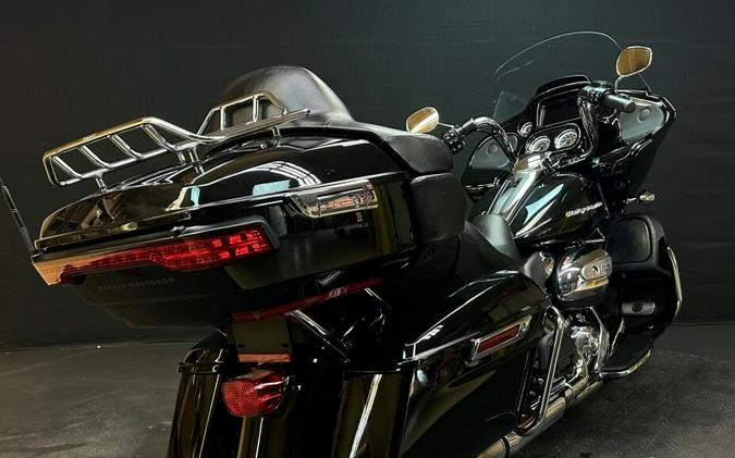 Harley-Davidson Road Glide Limited 2021 FLTRK BLACK
