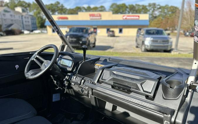 2023 Can-Am Defender MAX X Mr With Doors HD10