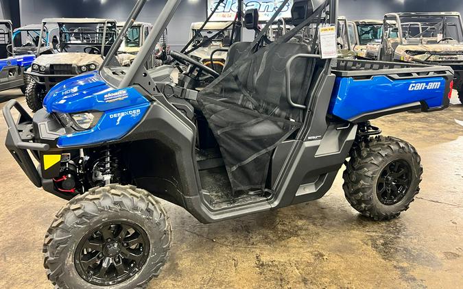 2023 Can-Am Defender XT HD10