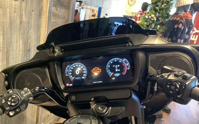 Harley-Davidson® Street Glide® 2026 FLHX T1-26 Olive Steel Metallic / Vivid Black - Black