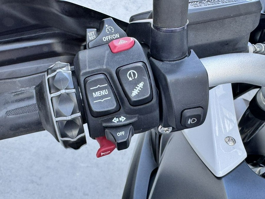 2023 BMW R 1250 GS Light White