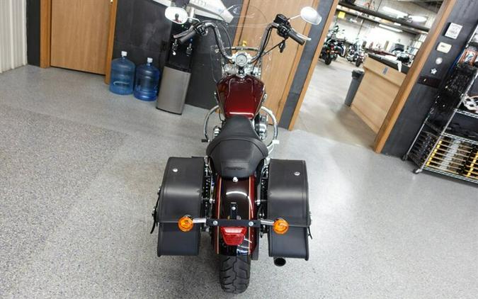 2015 Harley-Davidson Sportster 1200 Custom