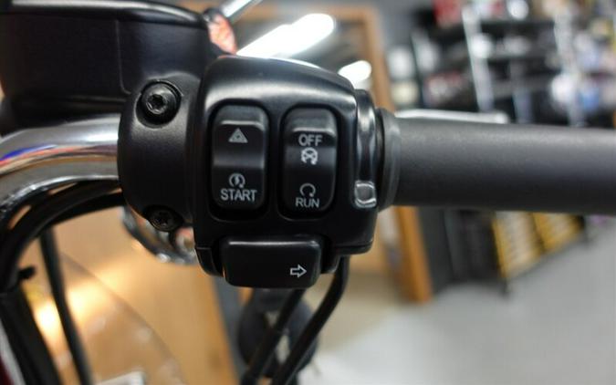 2015 Harley-Davidson Sportster 1200 Custom