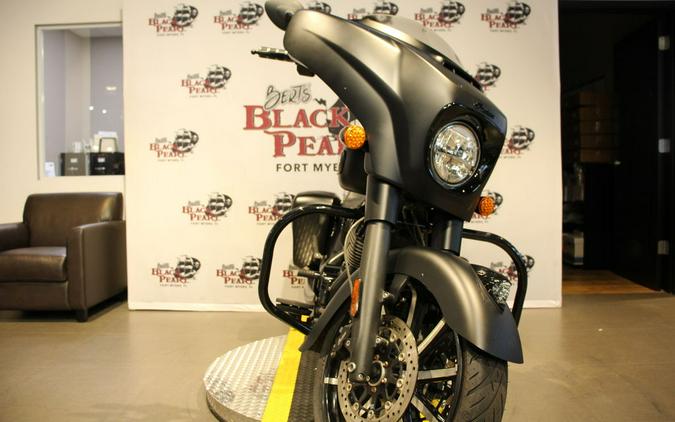 2020 Indian Motorcycle® Chieftain® Dark Horse® Thunder Black Smoke