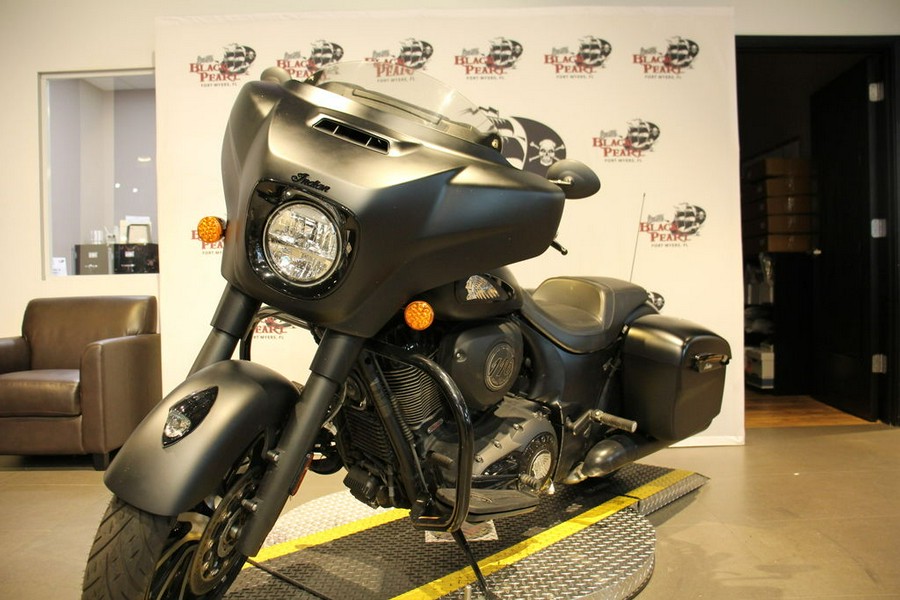 2020 Indian Motorcycle® Chieftain® Dark Horse® Thunder Black Smoke