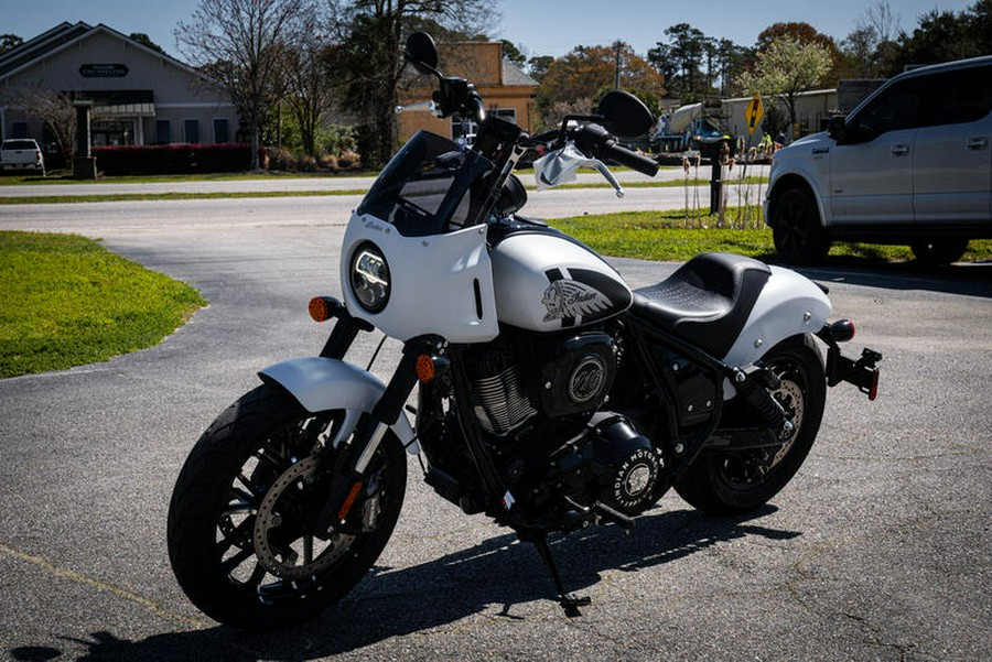 2024 Indian Motorcycle® Sport Chief Ghost White Metallic Smoke