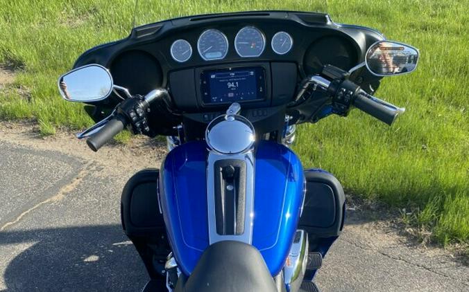 2024 Harley-Davidson Tri Glide Ultra Blue Burst