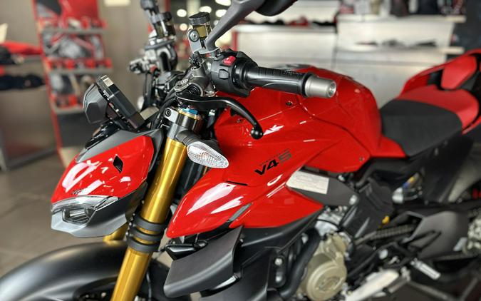 2024 Ducati STREETFIGHTER V4 S