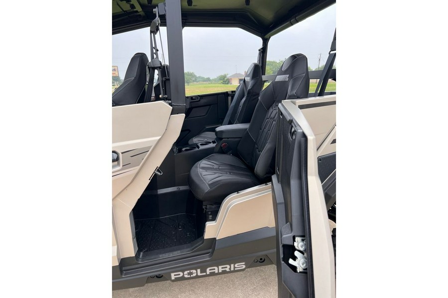 2024 Polaris Industries GENERAL® XP 4 1000 Premium