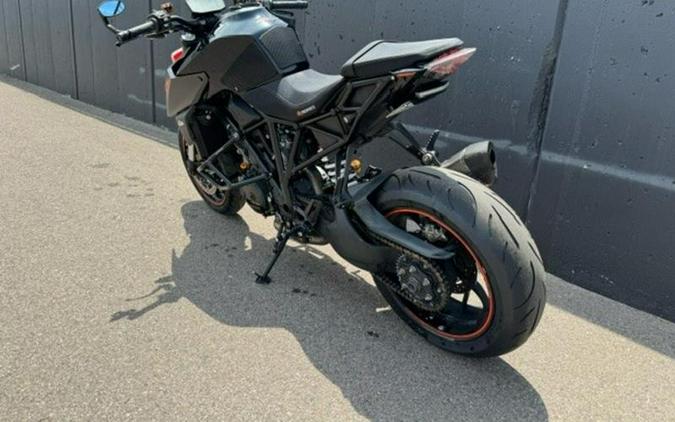 2017 KTM 1290 Super Duke R