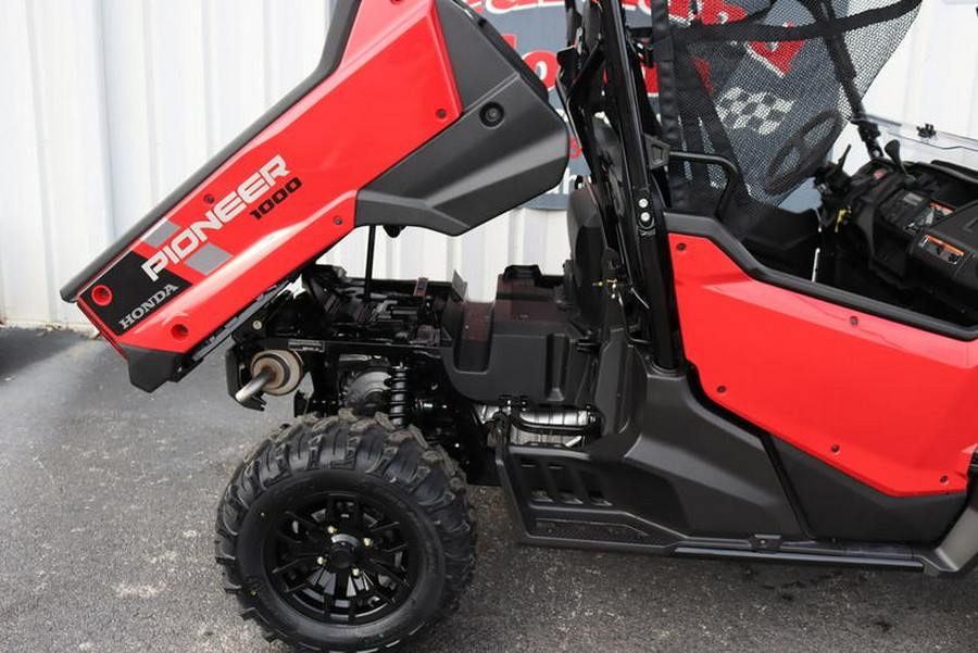 2025 Honda® Pioneer 1000 Deluxe