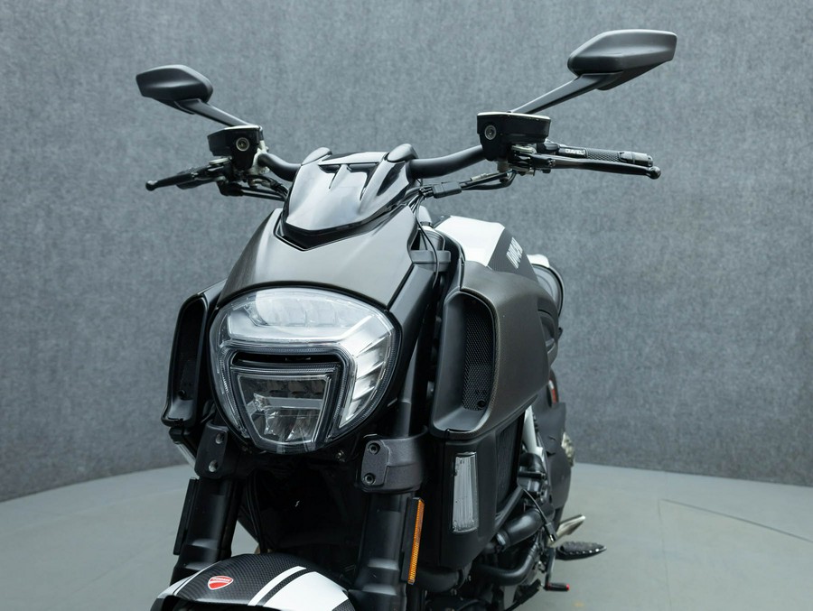 2015 DUCATI DIAVEL W/ABS