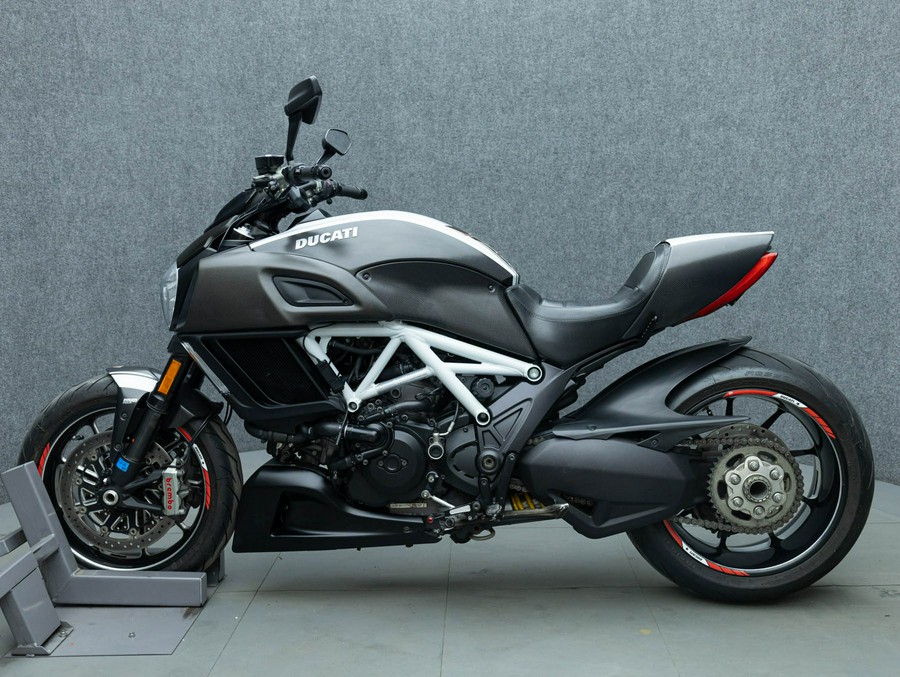 2015 DUCATI DIAVEL W/ABS
