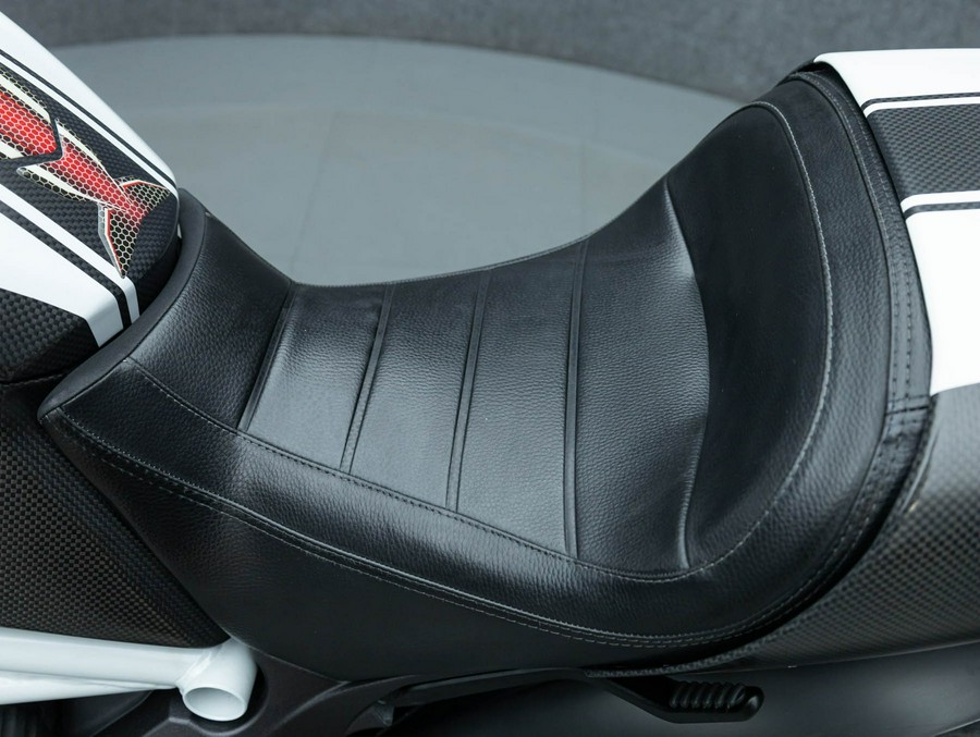 2015 DUCATI DIAVEL W/ABS