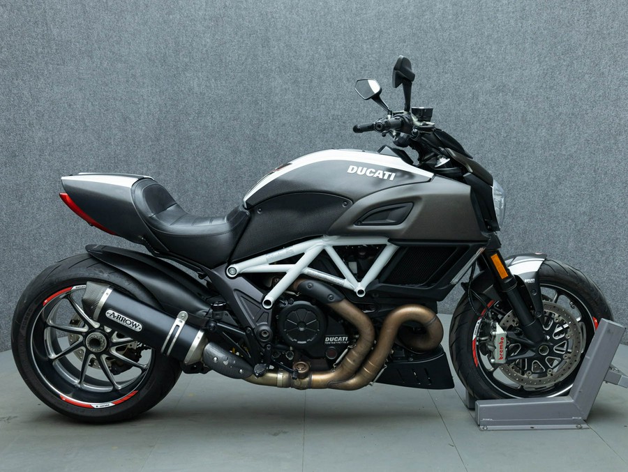 2015 DUCATI DIAVEL W/ABS