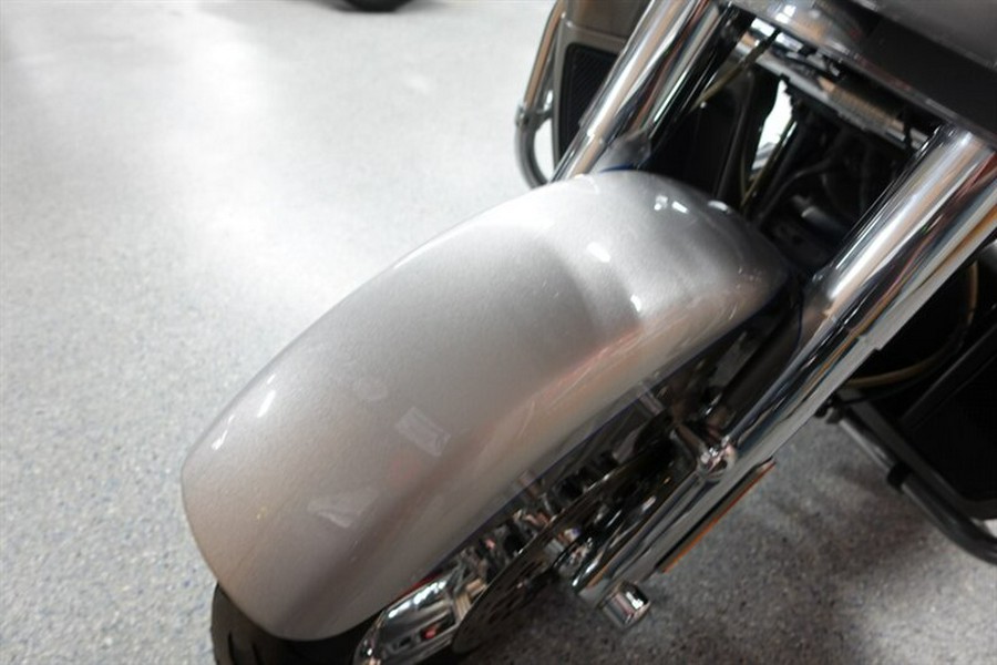 2016 Harley-Davidson CVO Road Glide Ultra