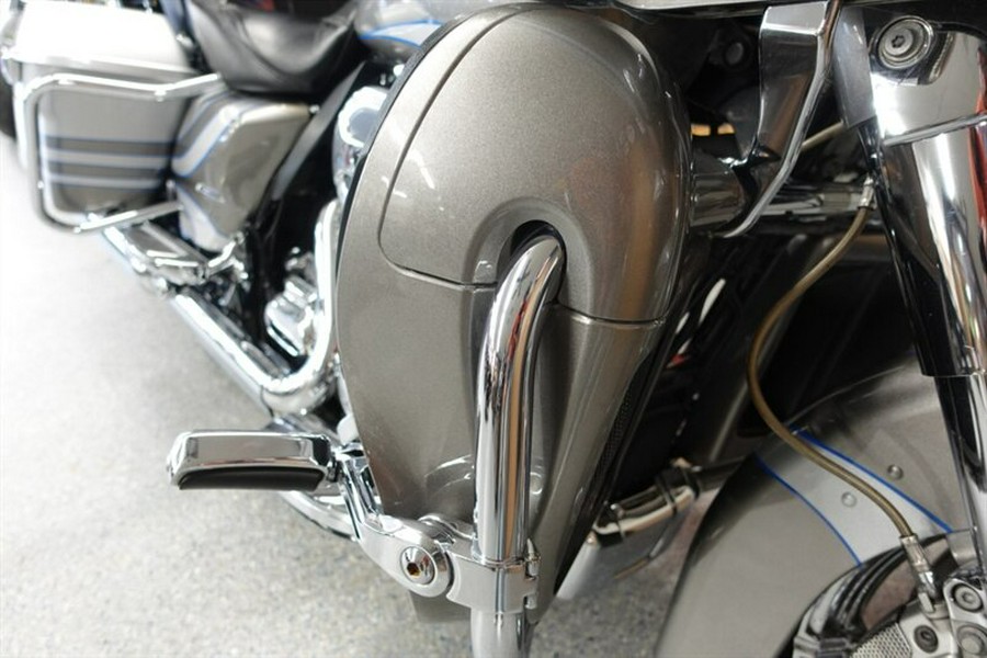 2016 Harley-Davidson CVO Road Glide Ultra