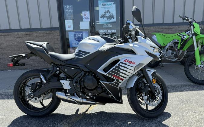 2026 Kawasaki Ninja® 650 ABS