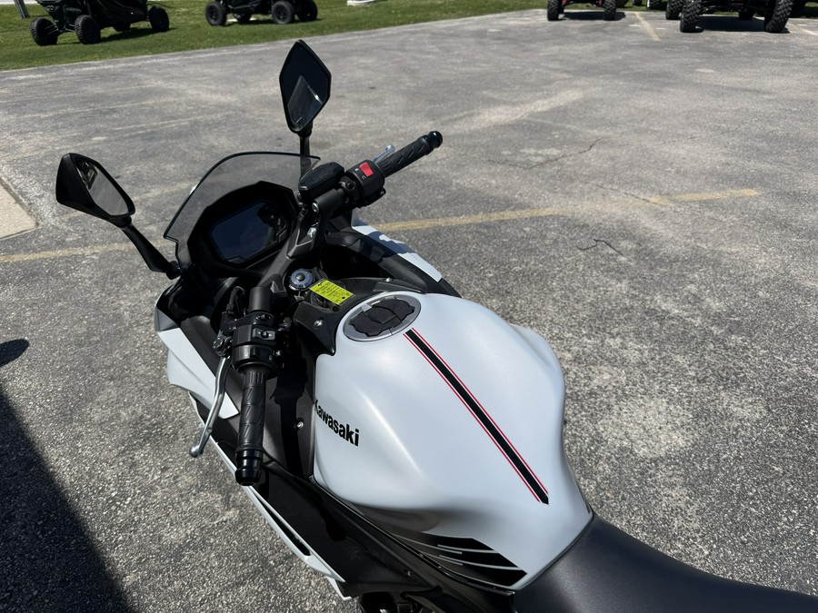 2026 Kawasaki Ninja® 650 ABS