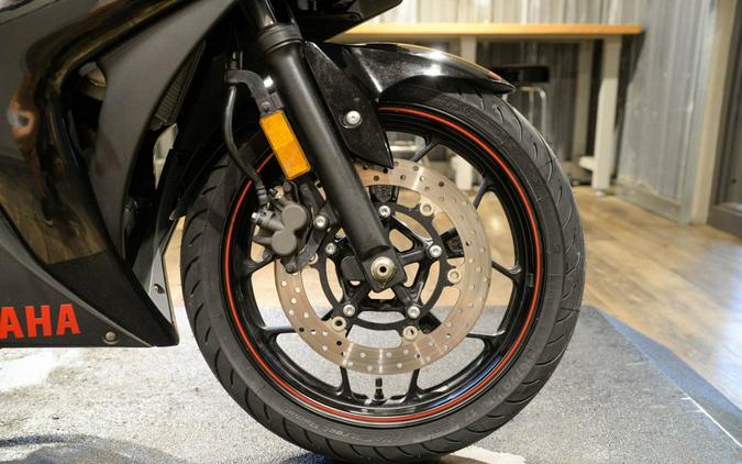 2015 Yamaha YZF-R3