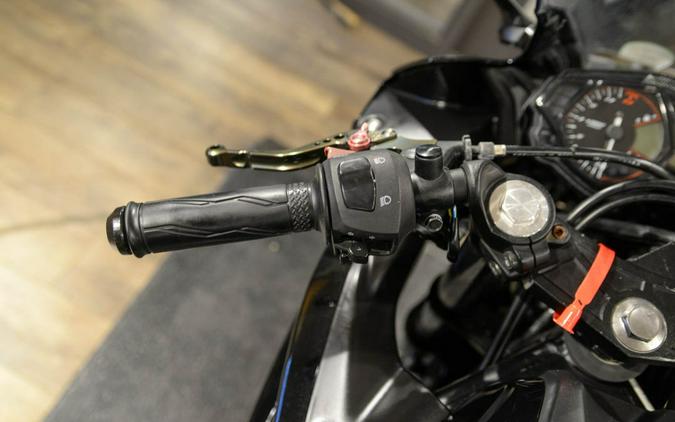 2015 Yamaha YZF-R3