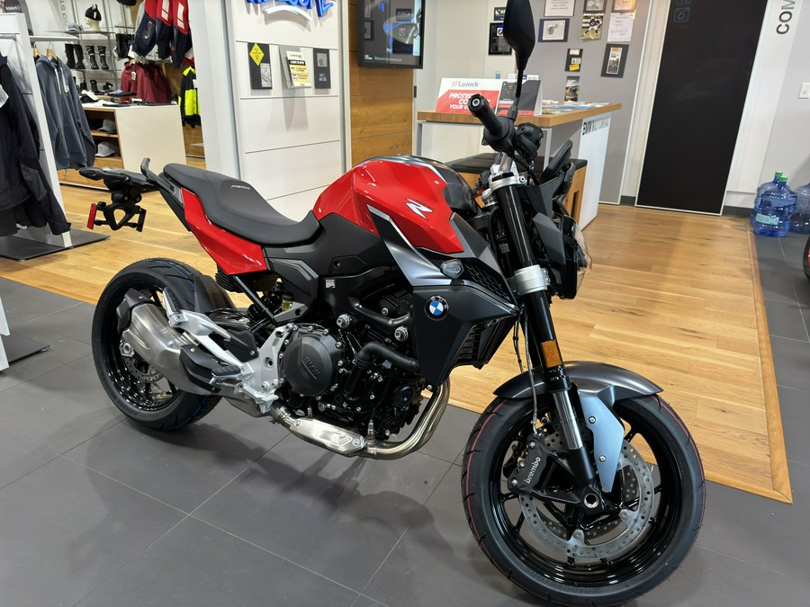 2024 BMW F 900 R