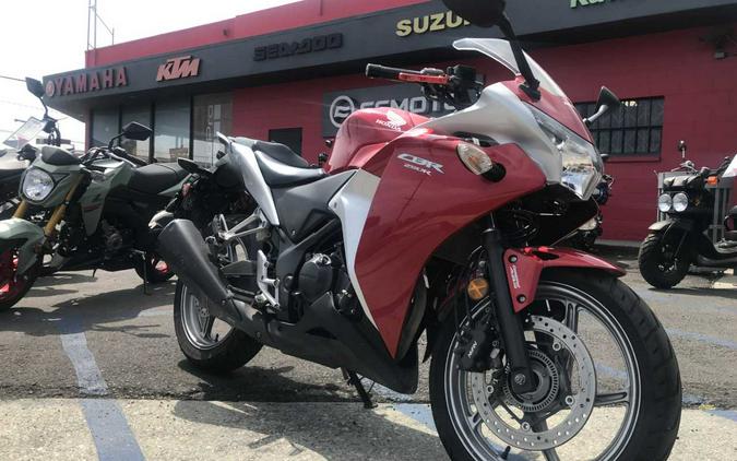 2012 HONDA CBR® 250R ABS