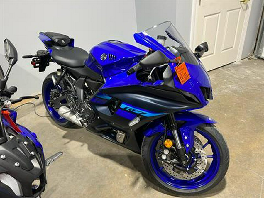 2024 Yamaha R7