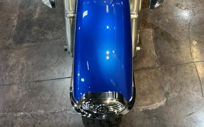 2002 Harley-Davidson FLHRCI Road King® Classic