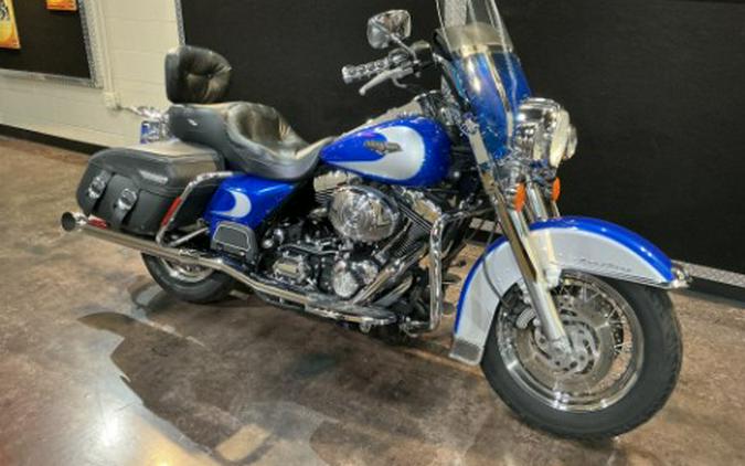 2002 Harley-Davidson FLHRCI Road King® Classic