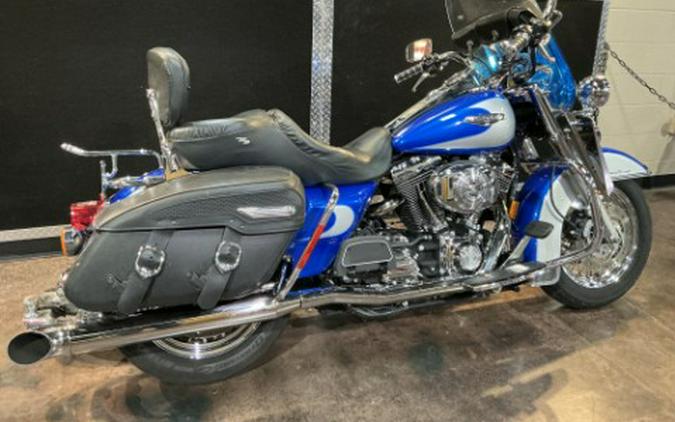 2002 Harley-Davidson FLHRCI Road King® Classic