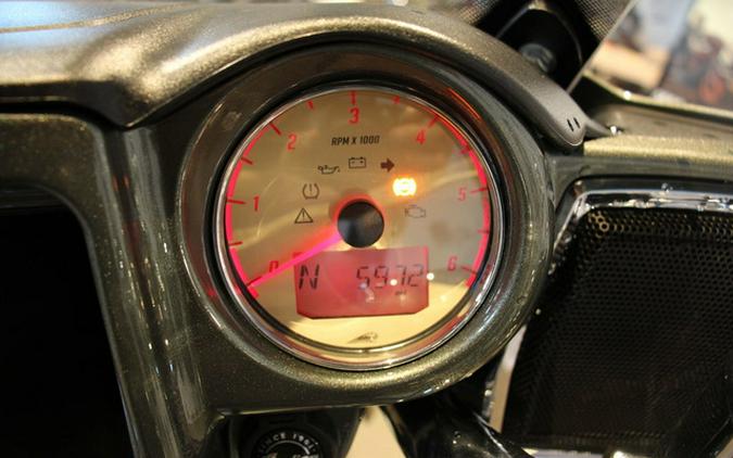 2021 Indian Roadmaster Alumina JadeThunder Black