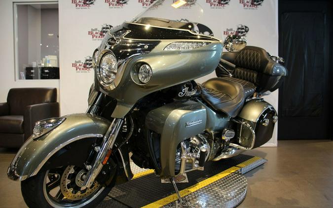2021 Indian Roadmaster Alumina JadeThunder Black