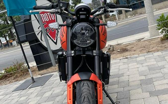 2023 Triumph Trident 660 Matte Baja Orange / Matte Storm Grey