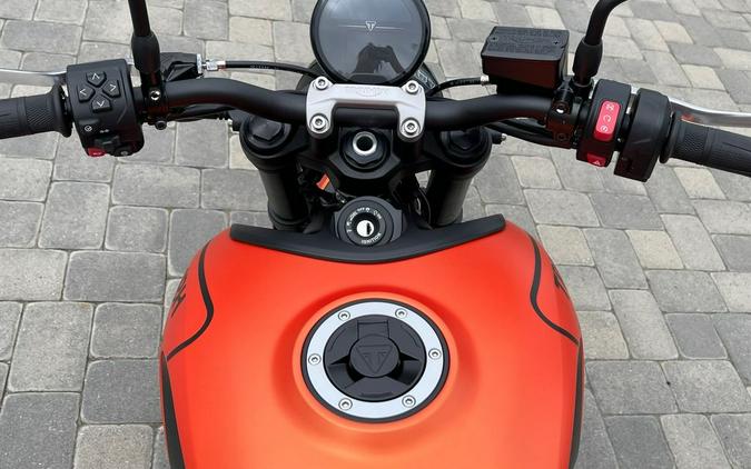 2023 Triumph Trident 660 Matte Baja Orange / Matte Storm Grey