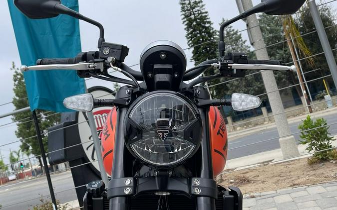 2023 Triumph Trident 660 Matte Baja Orange / Matte Storm Grey