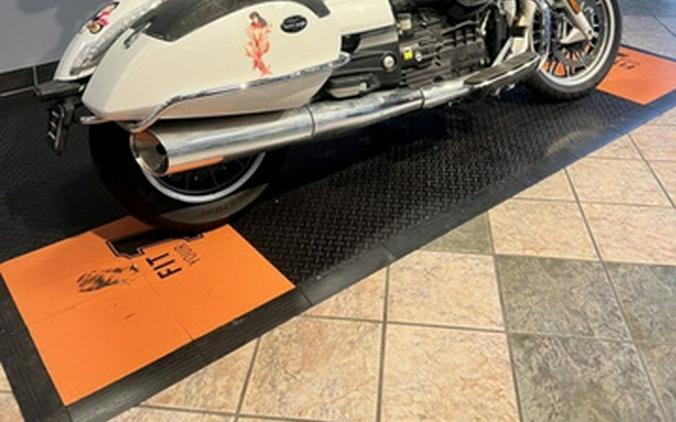 2014 MOTO CALIFORNIA