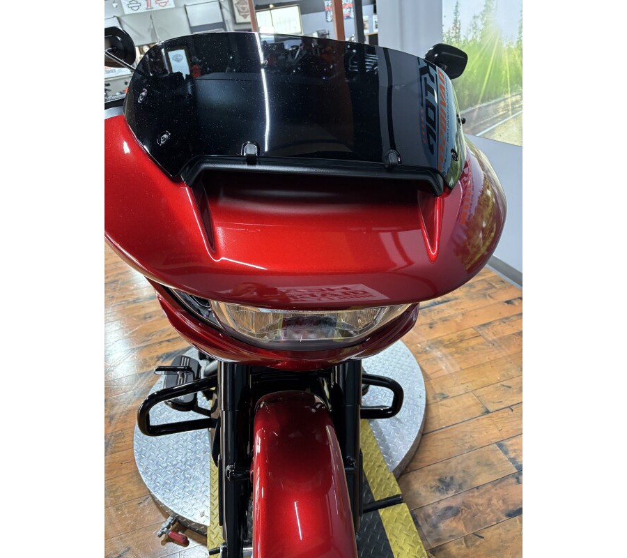 2025 Harley-Davidson® Road Glide™ BRILLIANT RED