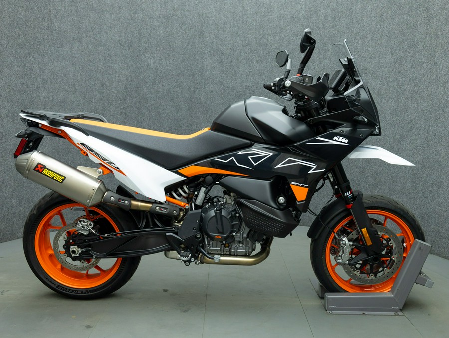 2024 KTM 890 SMT W/ABS