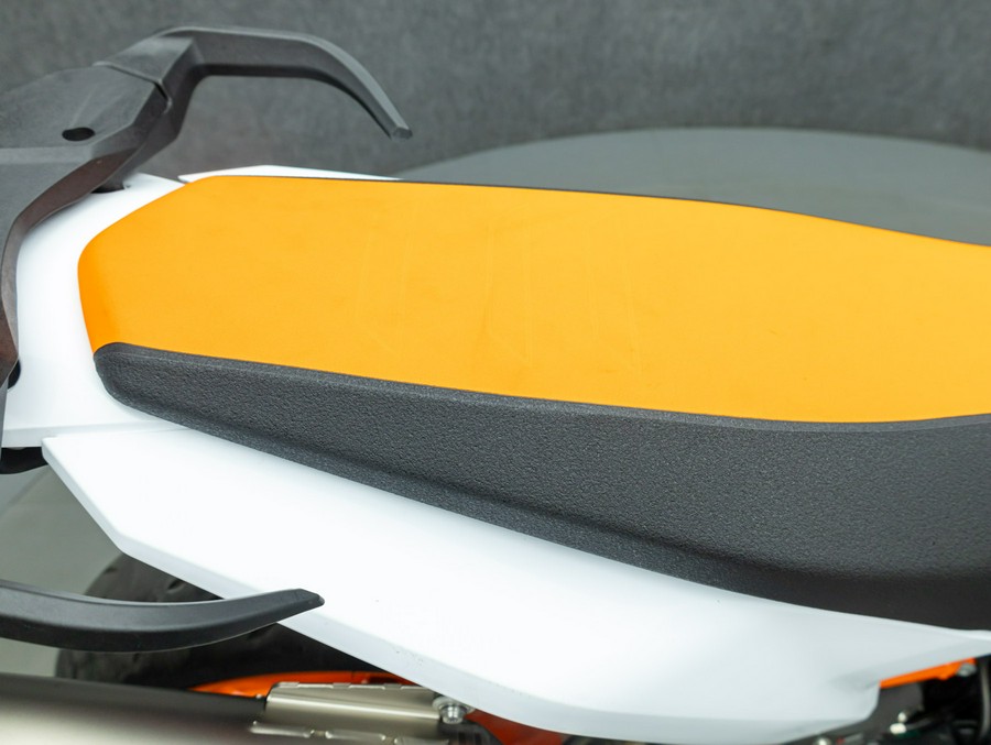 2024 KTM 890 SMT W/ABS