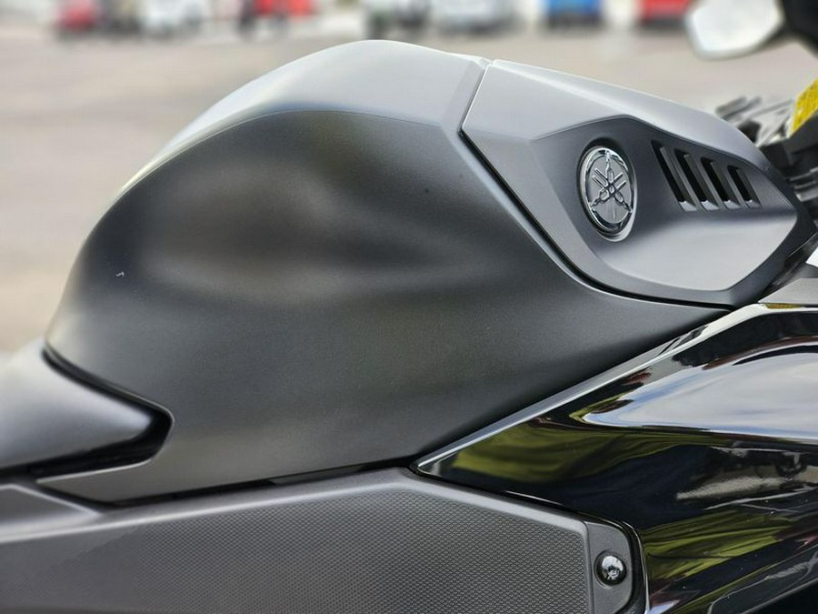 Used 2025 Yamaha YZF-R3