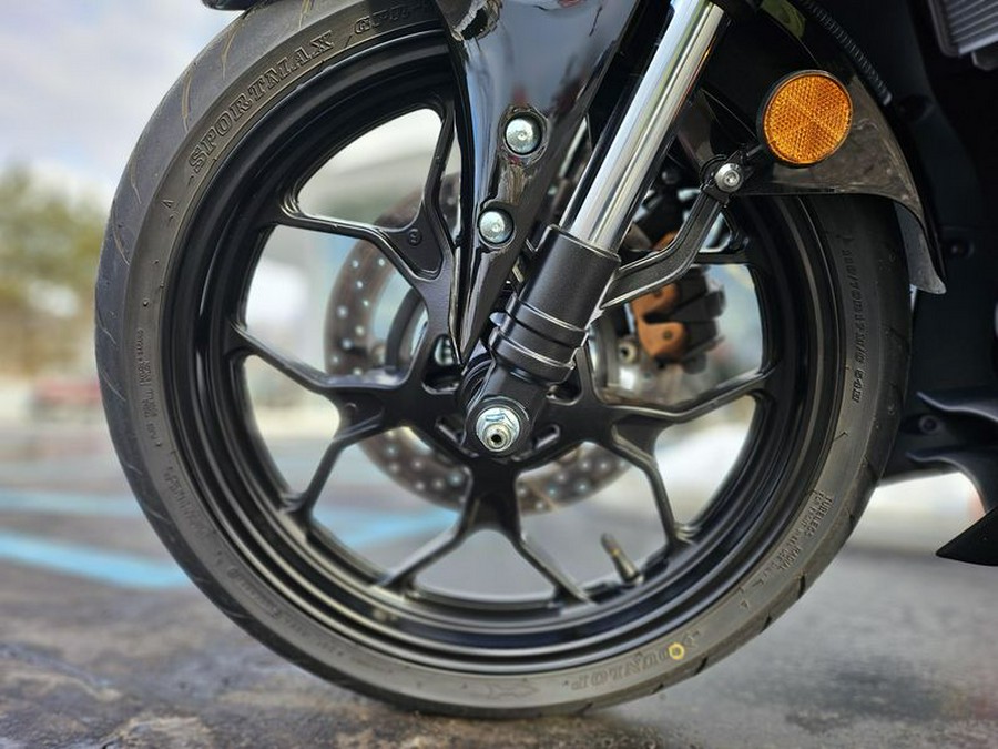 Used 2025 Yamaha YZF-R3