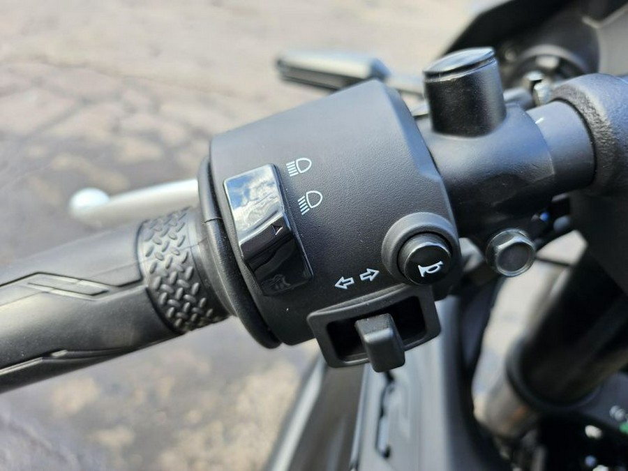 Used 2025 Yamaha YZF-R3