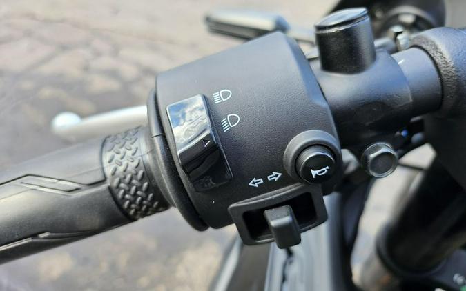 Used 2025 Yamaha YZF-R3