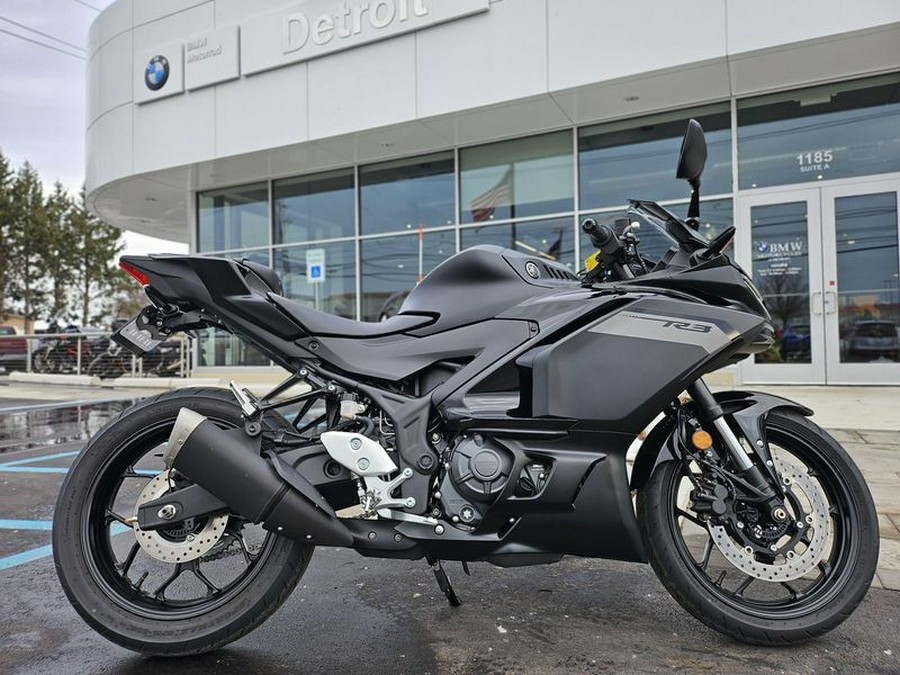 Used 2025 Yamaha YZF-R3